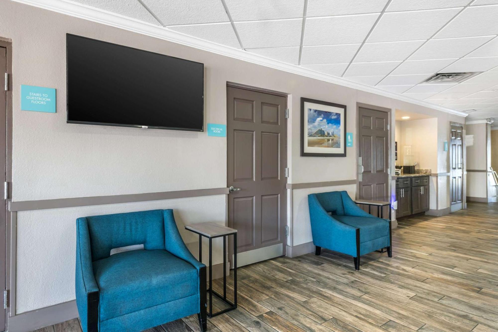 Comfort Inn & Suites Daytona Beach Oceanfront Esterno foto