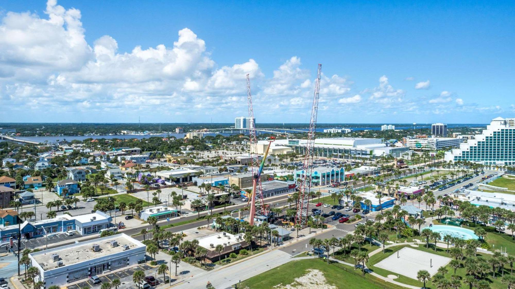 Comfort Inn & Suites Daytona Beach Oceanfront Esterno foto