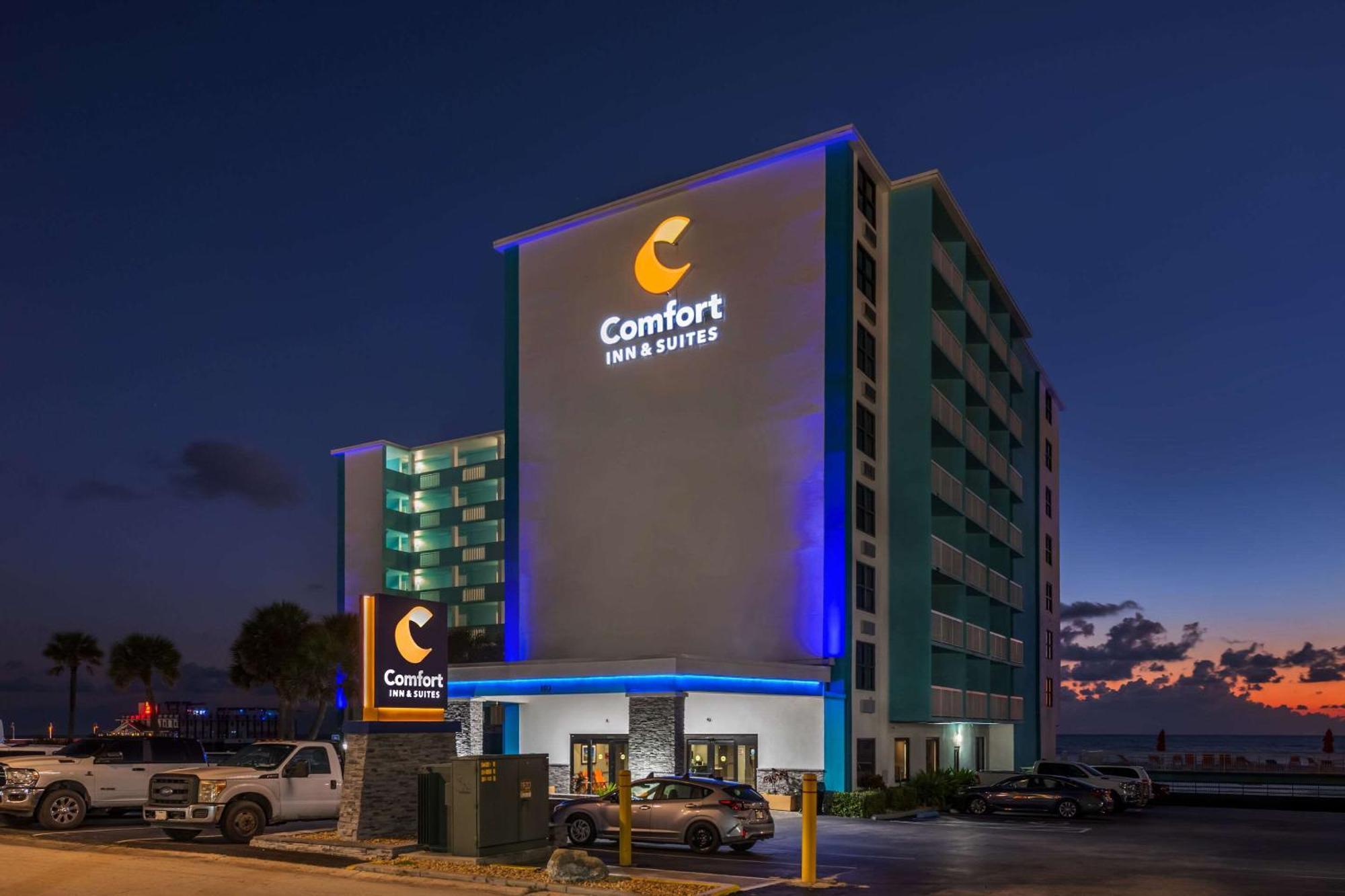 Comfort Inn & Suites Daytona Beach Oceanfront Esterno foto